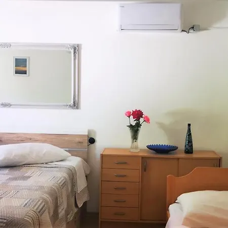 Apartamento Divic Drvenik (Split-Dalmatia)