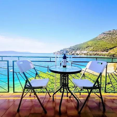 Divić * Drvenik (Split-Dalmatia)